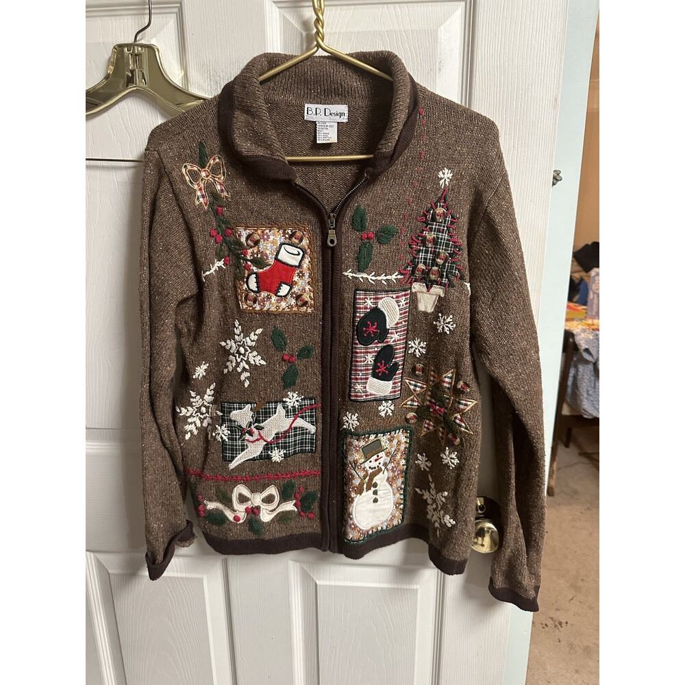 BP DESIGN Christmas Cardigan Sweater Med Brown Knit Y2K Holly Reindeer Stocking
